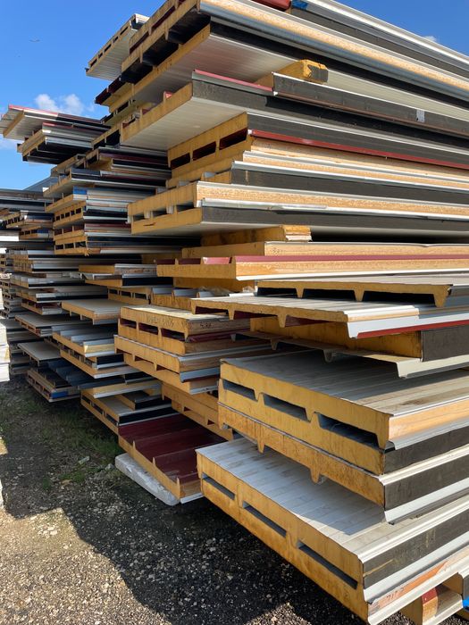 Oferta Acoperis Panou Sandwich 3,5 si 6,5m lungime, Depozit Aiud