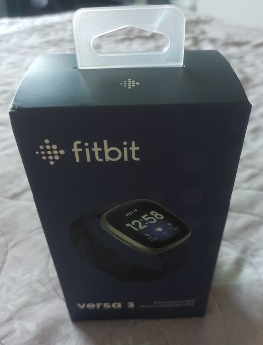 Smart часовник Fitbit Versa 3