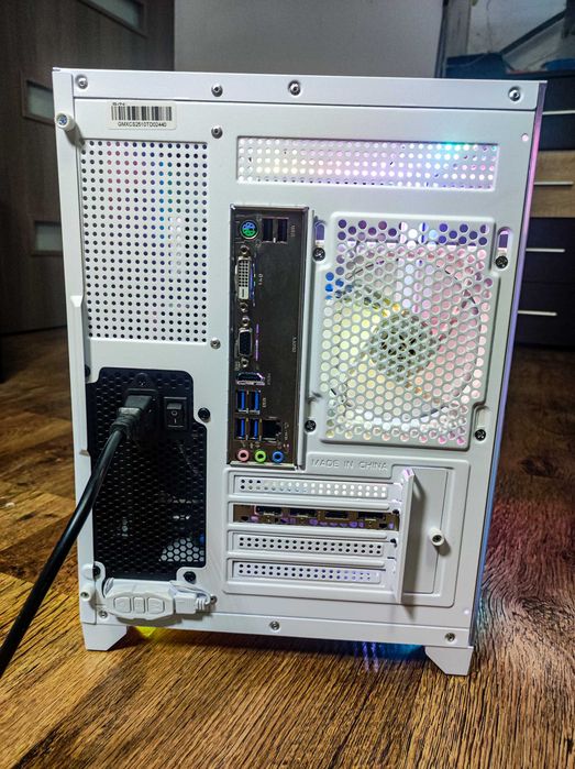 Ryzen 5 5600, RTX 2060 SUPER, 16GB RAM, 512GB SSD NVMe