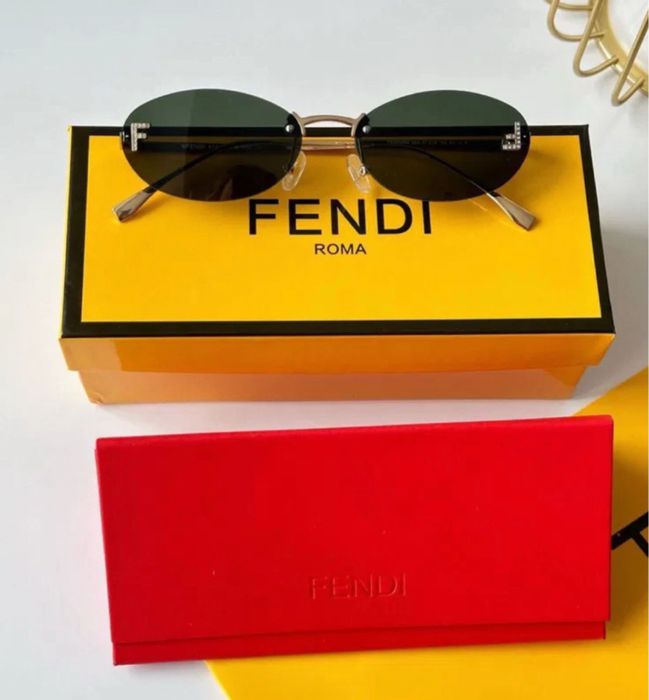Ochelari de soare Fendi