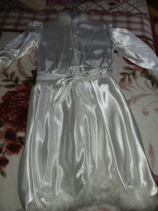 Rochiță albă fete