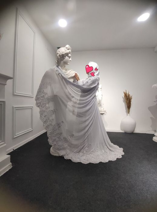 Hijoblik qizlarimiz uchun moʻljallangan toʻy libosi.