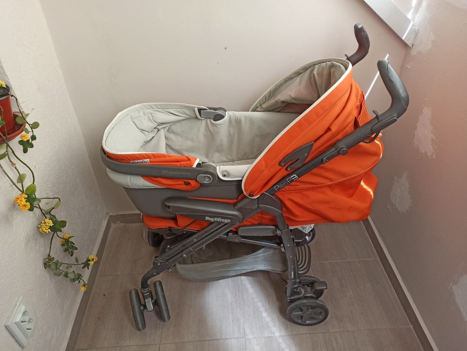 Много лека количка Peg Perego Pliko P3 On Track