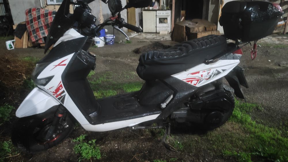 Скутер LI-YA Самурай 150 куб