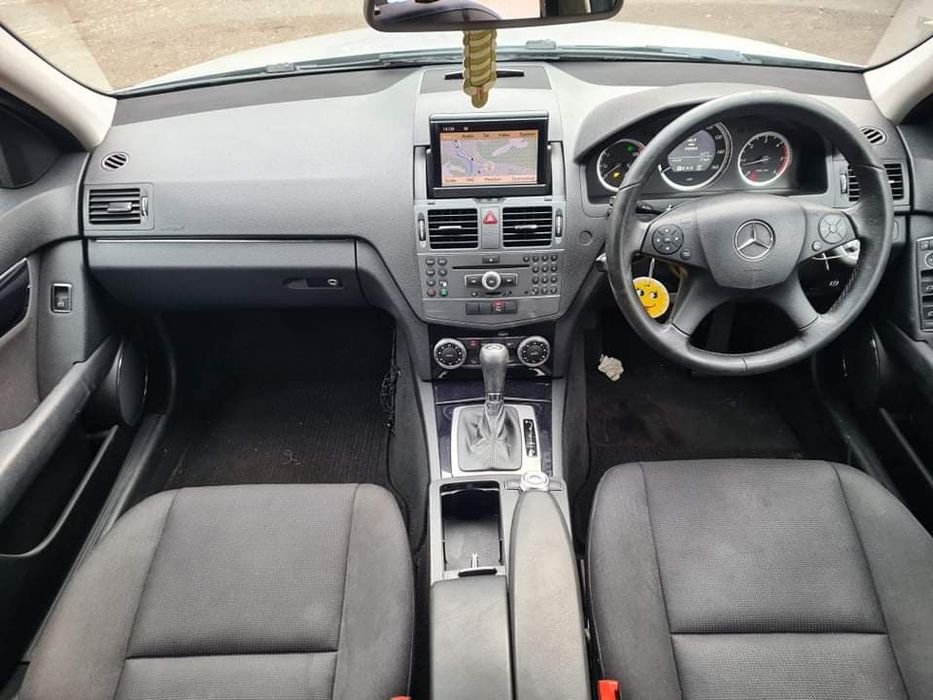 Mercedes W204 C220CDI 170кс  651 Голяма навигация автоматик НА ЧАСТИ!