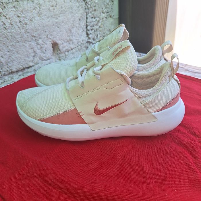 Nike nr 41 in stare foarte buna