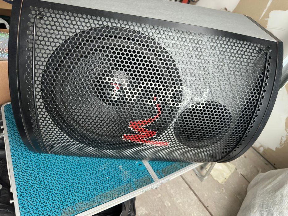 vand subwoofer focal auto