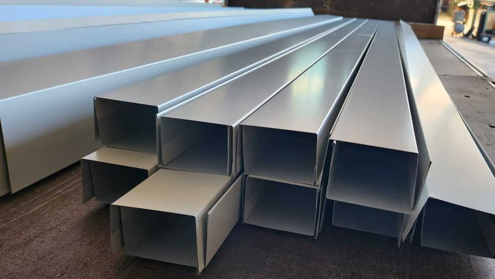 Depozit panouri sandwich / tabla cutata / accesorii