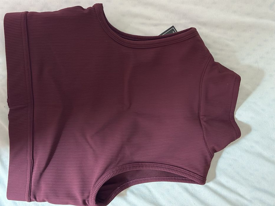 Дамски спортен комплект