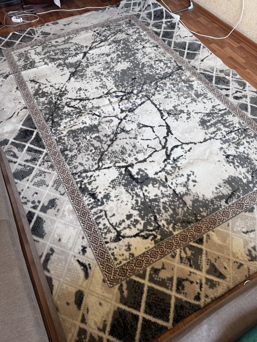 Продам новый ковер