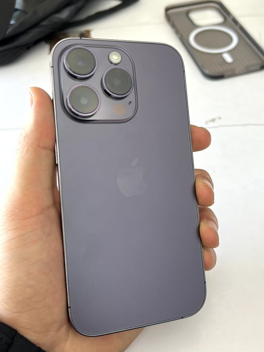 Iphone 14 pro LL/A 128 g hechqanaqa aybi yoq petnolari ham yoq.