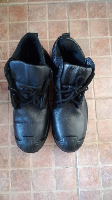 Мужская обувь берцы