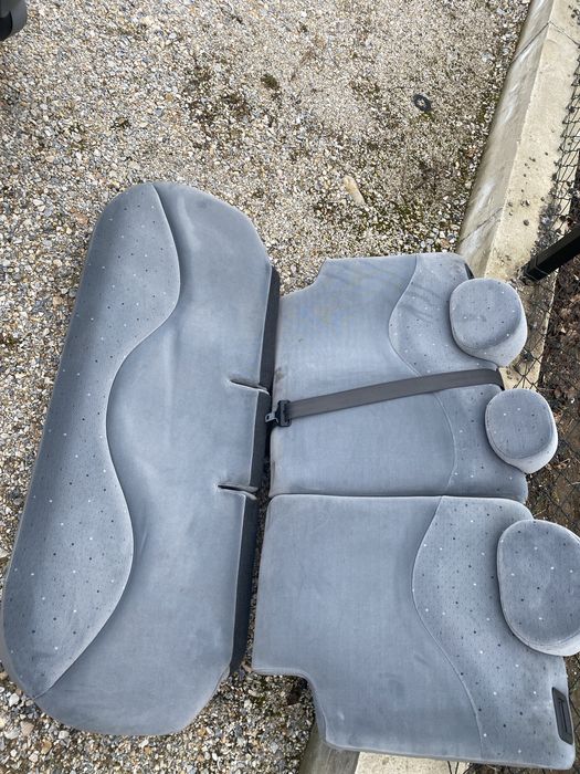 Седалки за ситроен ц3 2004 година