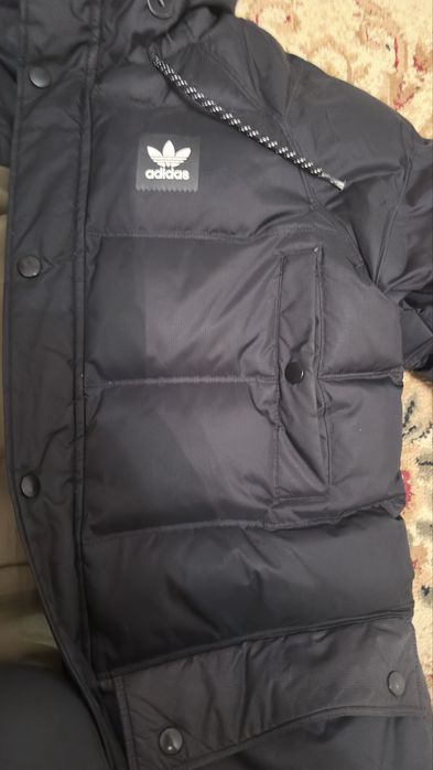 Адидас куртка зимный