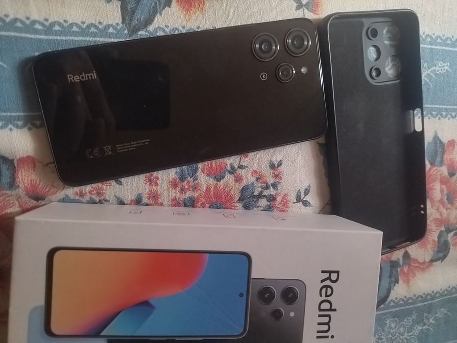 Продам Redmi 12 .