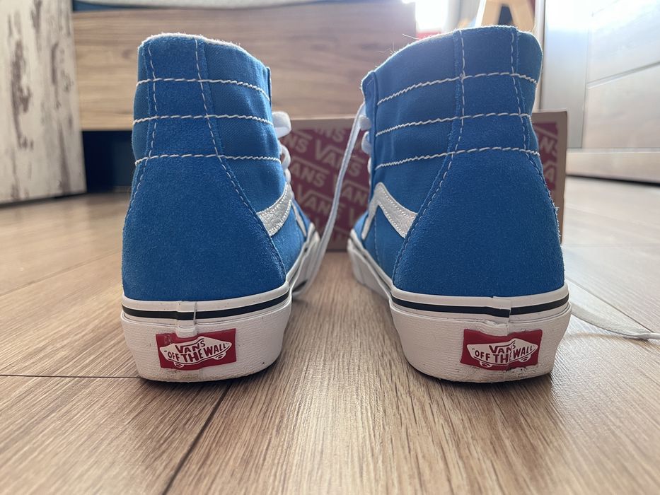 Дамски кецове VANS 39 номер