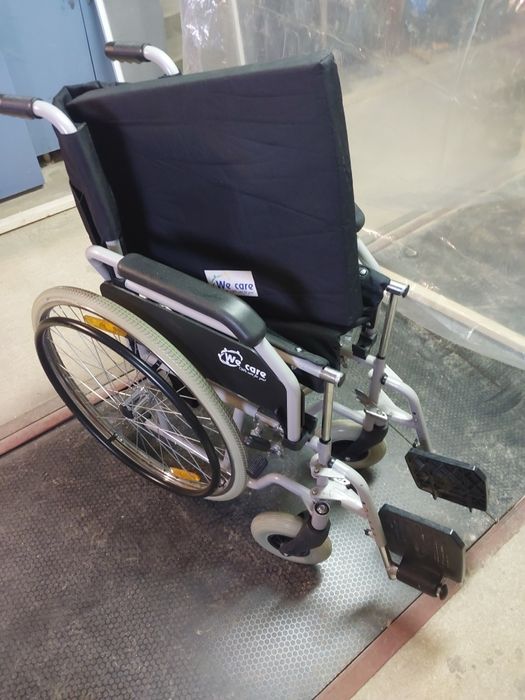 Сгъваема инвалидна количка