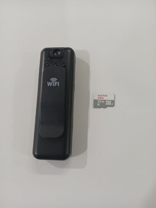Wi-Fi Mini Kamera (Body Camera) + 32GB Fleshka SanDisk
