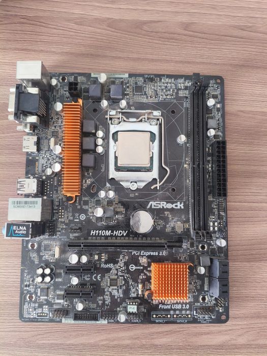 Материнская плата ASRock