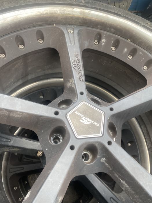 Продавам джанти с гуми 22 цола