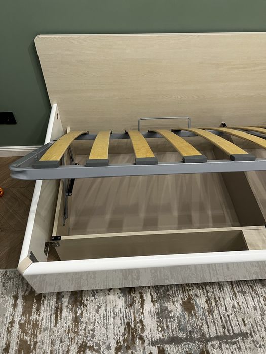 Кровать для ребенка/подростка