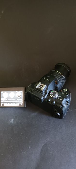 Nikon D7100, Nikon D5300 + 3 обектива