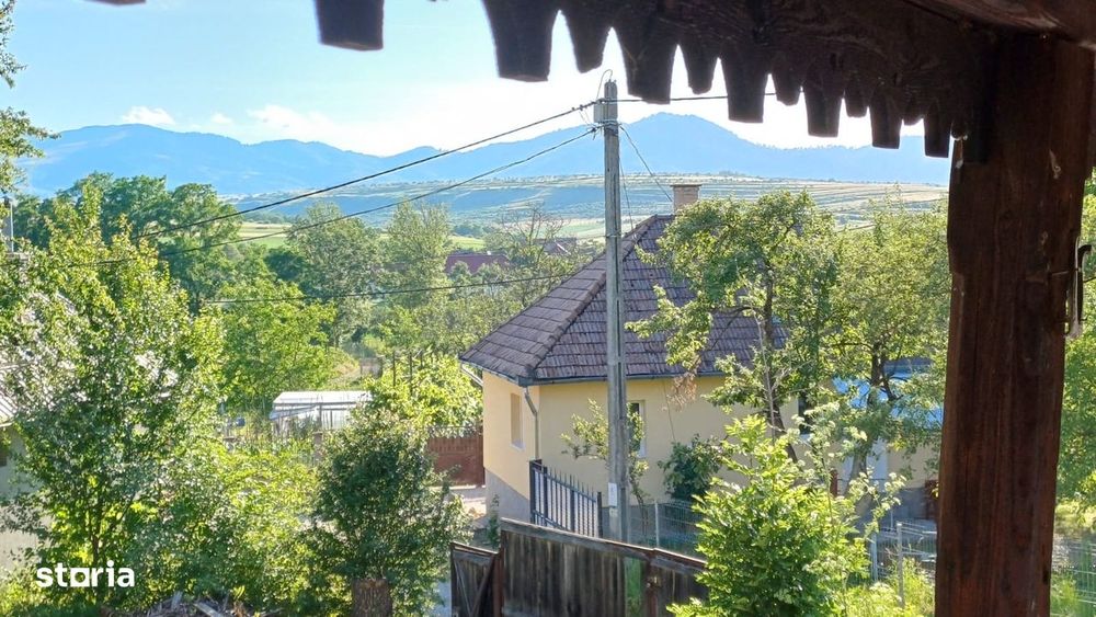 Casa Traditionala + Casa noua la tara langa Cluj. Teren 2000mp