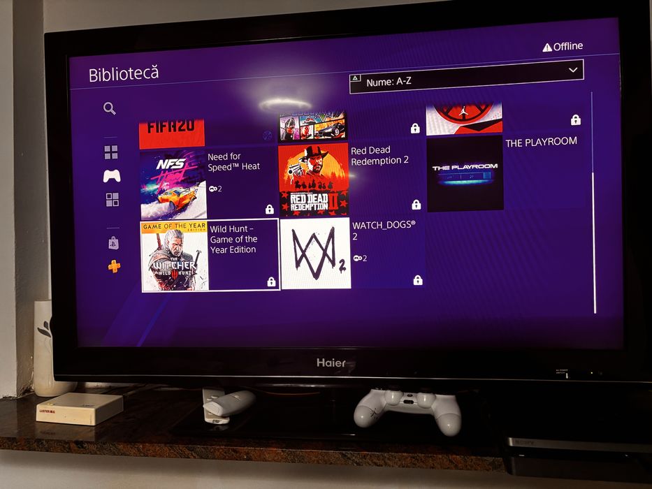 Ps4 1tb cu o maneta si multe jocuri cumparate digital