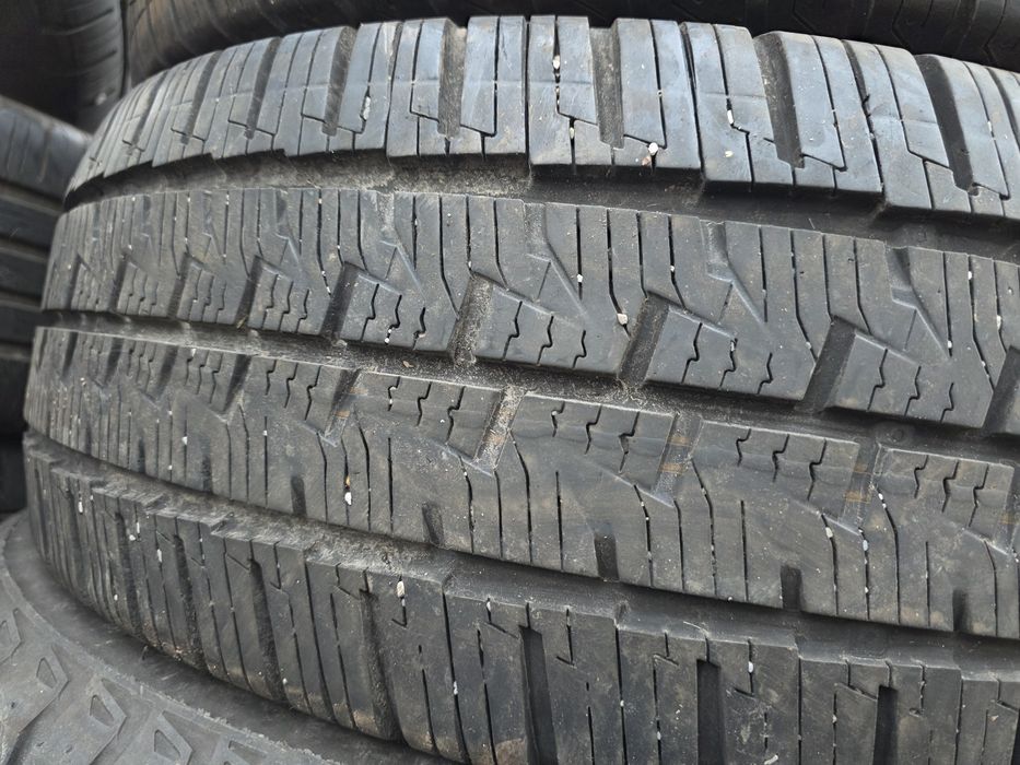 2бр Всесезонни гуми за Бус 225 65 16С - Continental- DOT 2023