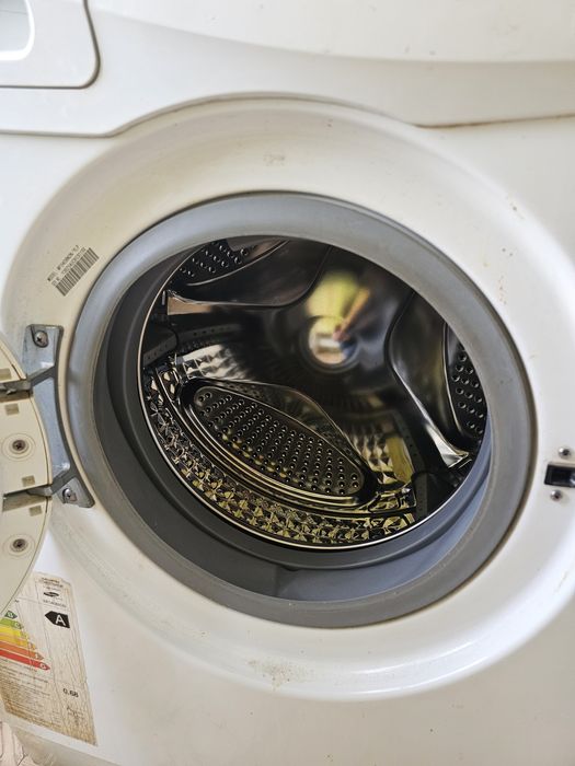 Продам стиральную машину