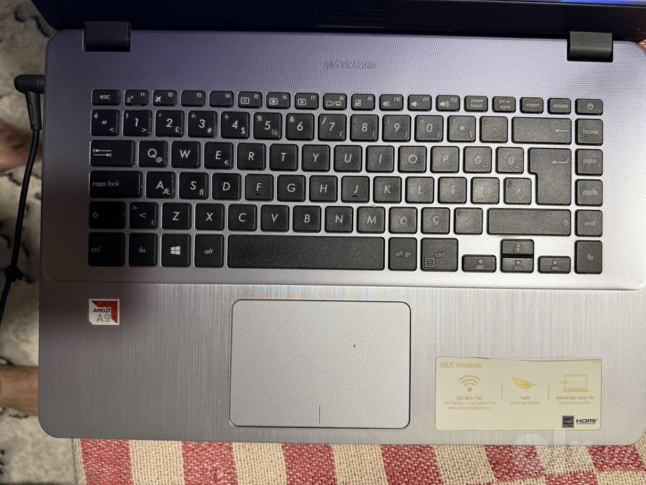Asus Notbook x505 madel
