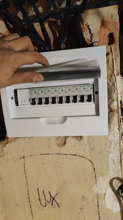 Услуги электрика 24/7