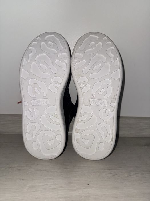 Alexander McQueen Shinny