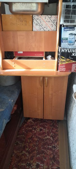 Продам диван стол тумба