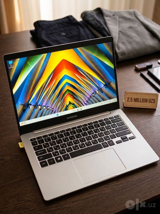 Samsung notebook 4/128GB — O'qish va til o'rganish uchun juda qulay