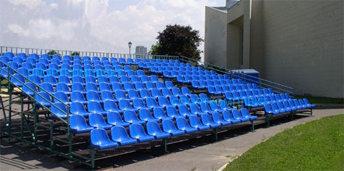 Сидение (кресло)для стадиона, трибуны, футбол. поля, амфитеатра и т.д.