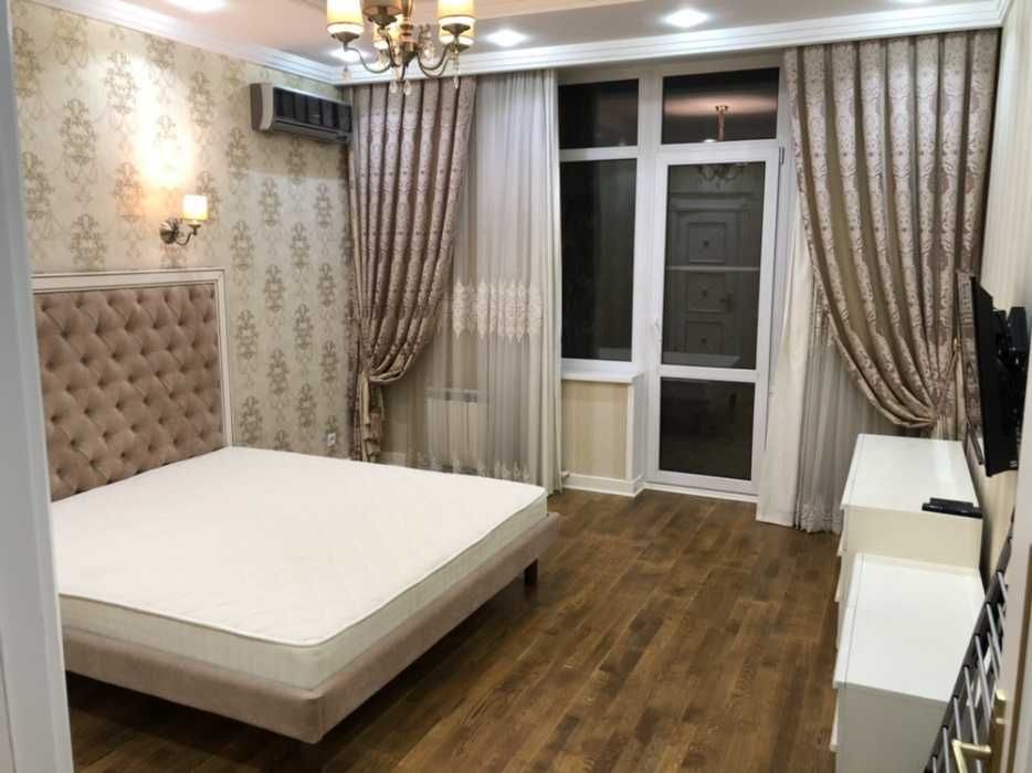 Сдаётся 3/5/7, ул. С.Азимова, ориентир Японское посольство.  ID: 47585