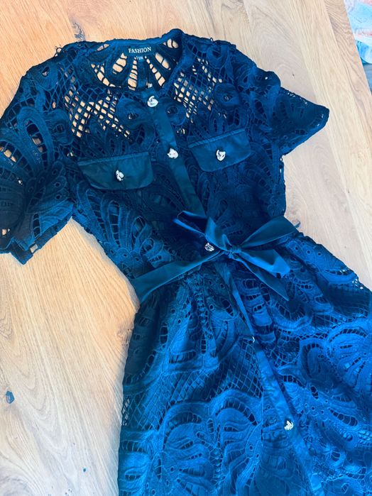 Много красива дантелена рокля SM ML