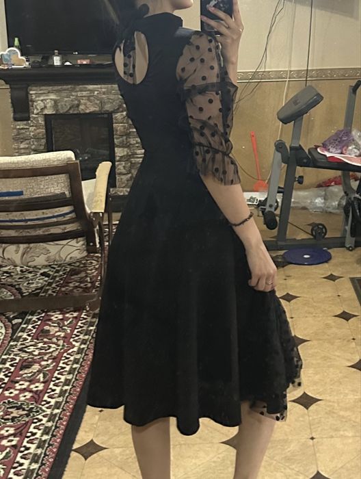 Продается черное платье