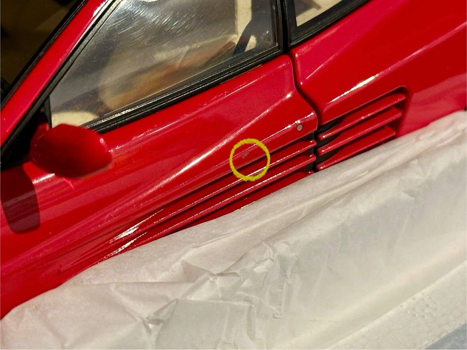 Kyosho Ferrari Testarossa 1:18 ( NU autoart, minichamps, norev etc )