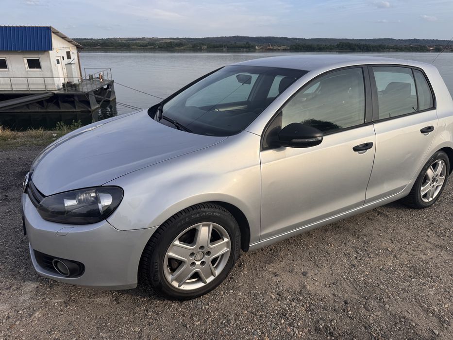 VOLKSWAGEN Golf 2010 — imagine 2