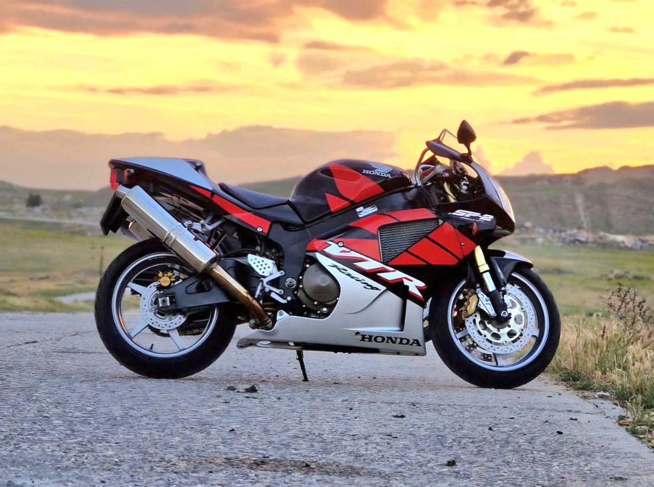 Honda VTR SP2 din 2005