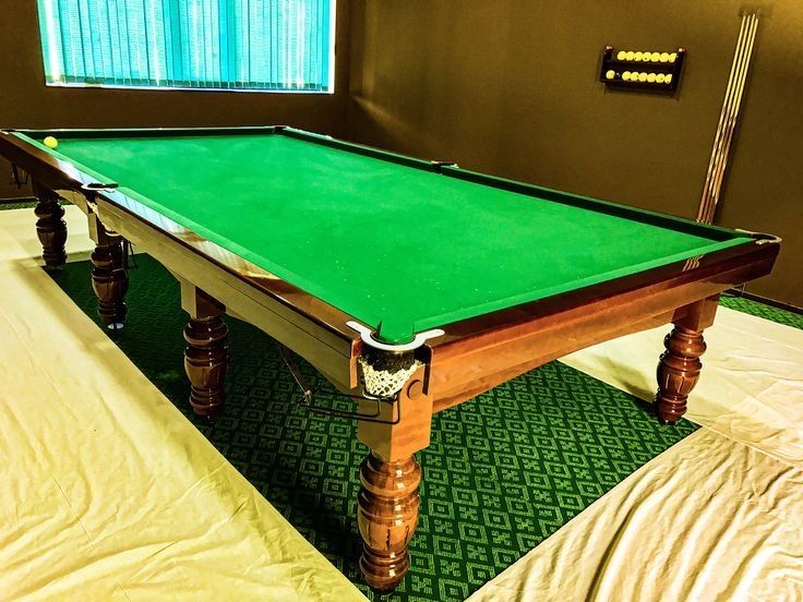 Kamplekt 1900$ bilyart stol