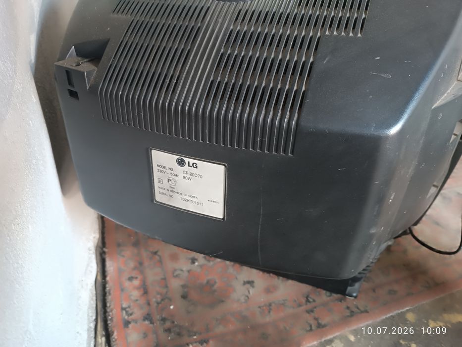 Продам телевизор