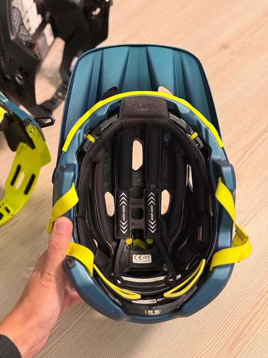Casca modulara Bell Super DH downhill, mountain bike, MIPS
