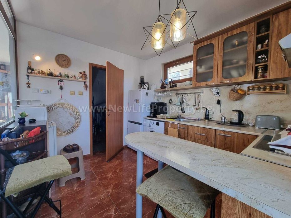 Продава се Къща в с. Бата, Област Бургас - 102 кв.м за 1932 €/кв.м - Снимка #12