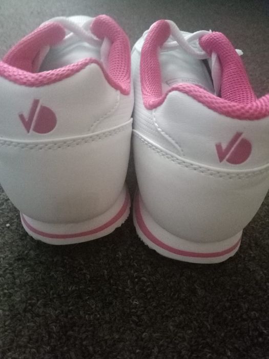 Кроссовки для девочек размер 37-38