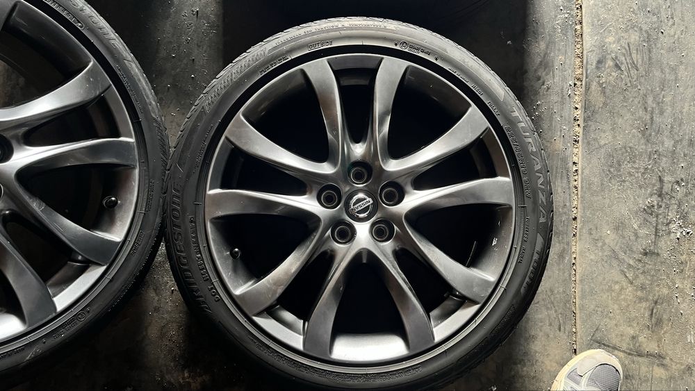 Колеса в сборе  225/45R19