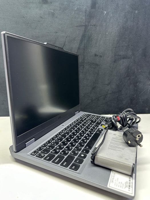 Ноутбук Lenovo LOQ