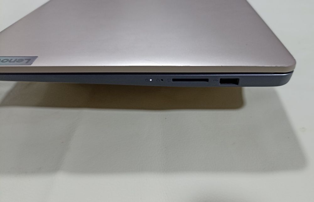 Ноутбук Lenova IdeaPad3 CPU Rayzan 5 5500U RAM 8GB DDR4 SSD NVMe 256GB